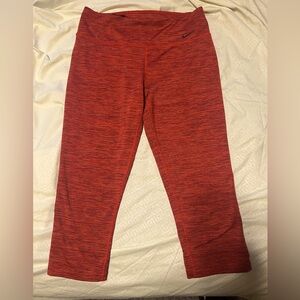 Nike dry fit capri leggings